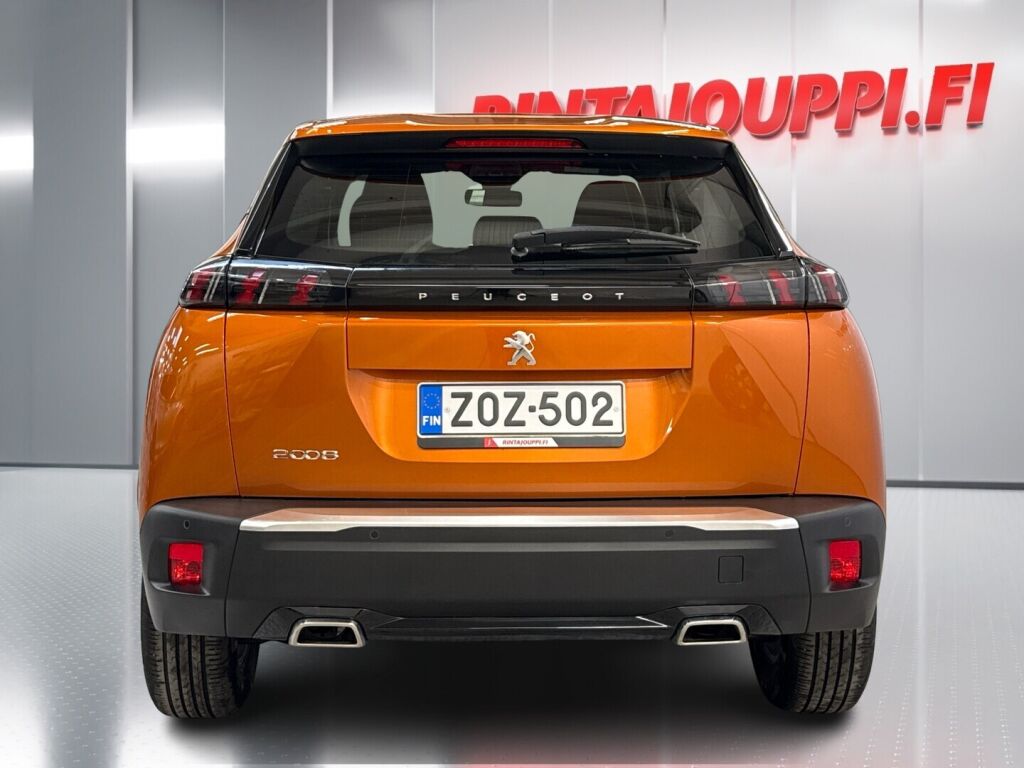 Peugeot 2008 2023 Oranssi