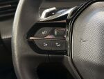 Peugeot 2008 2023 Oranssi