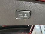 Audi Q5 2023 Punainen