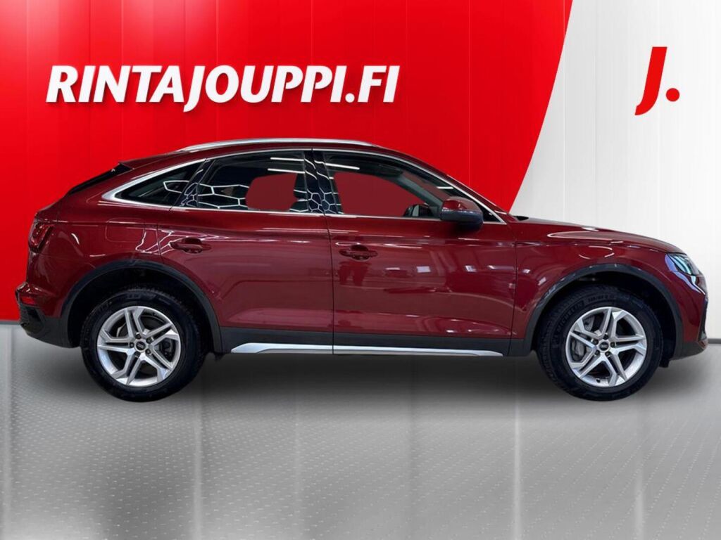Audi Q5 2023 Punainen