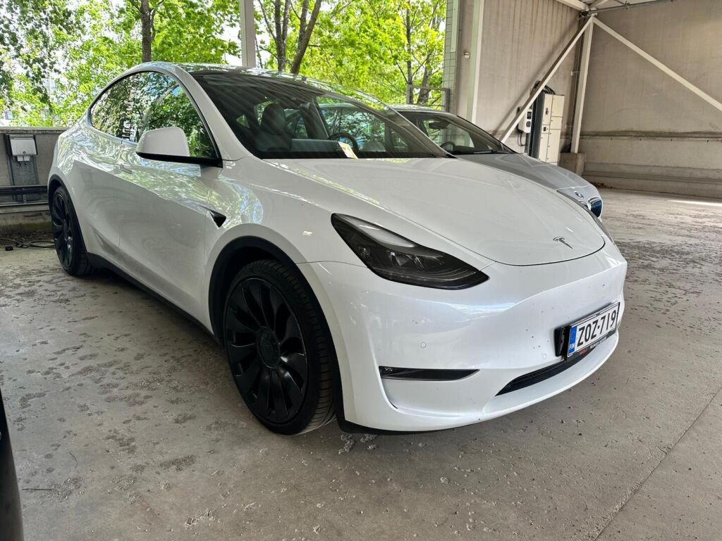 Tesla Model Y 2022 Valkoinen