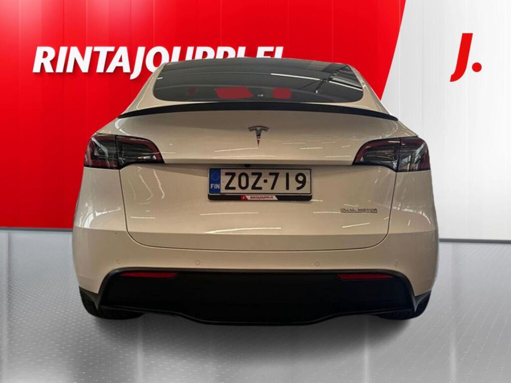 Tesla Model Y 2022 Valkoinen