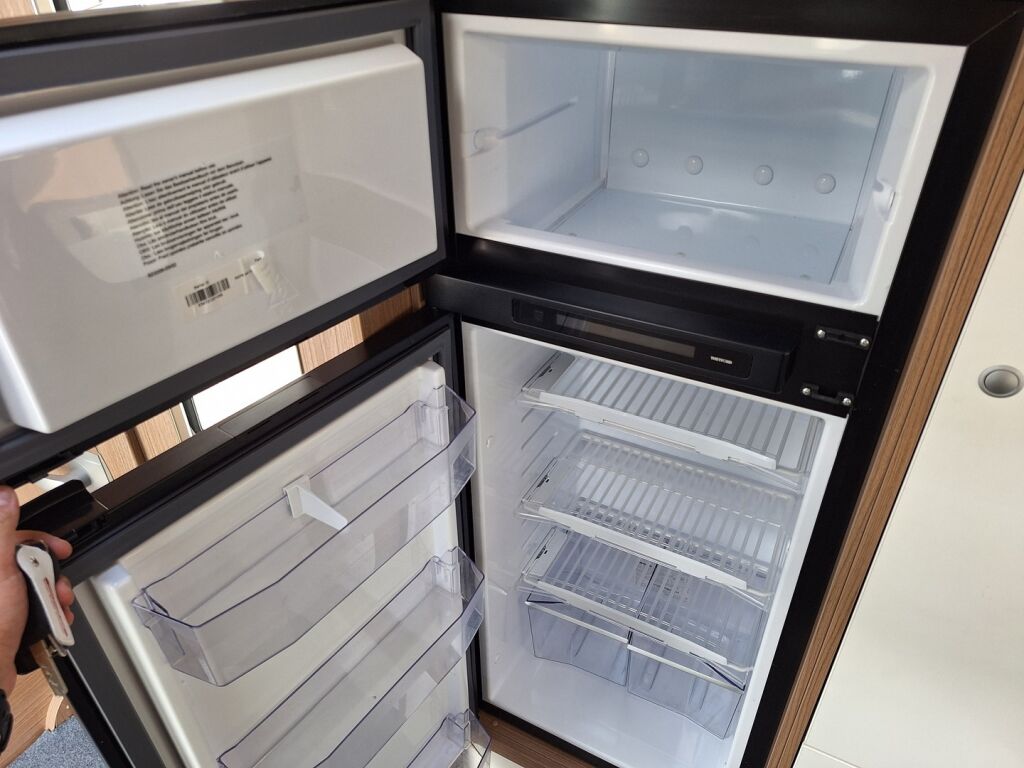 Carado A 461 2023 Valkoinen