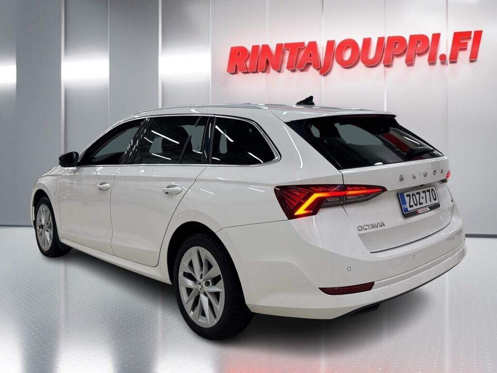 Skoda Octavia 2020 Valkoinen