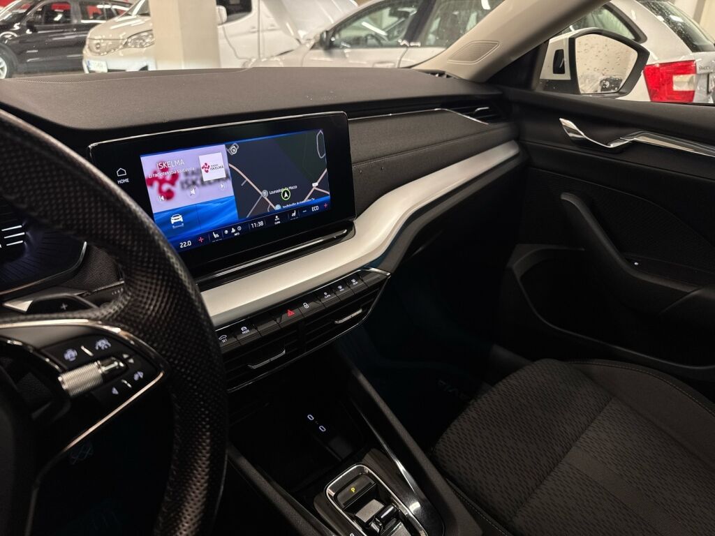 Skoda Octavia 2020 Valkoinen