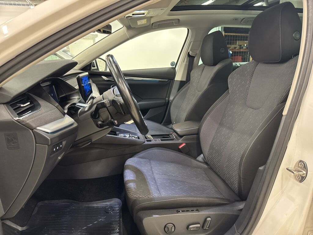 Skoda Octavia 2020 Valkoinen