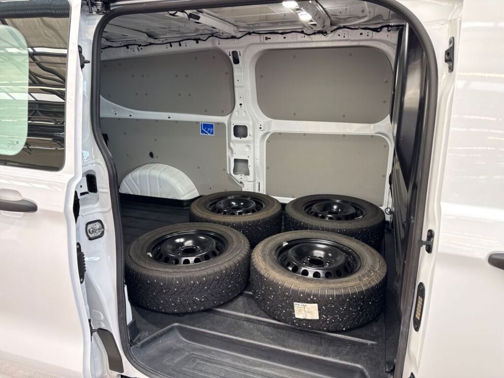 Ford Transit Custom 2025 Valkoinen