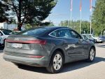 Audi e-tron 2021 Musta