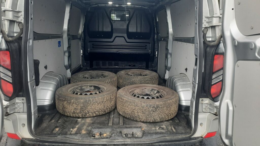 Ford Transit Custom 2025 Harmaa