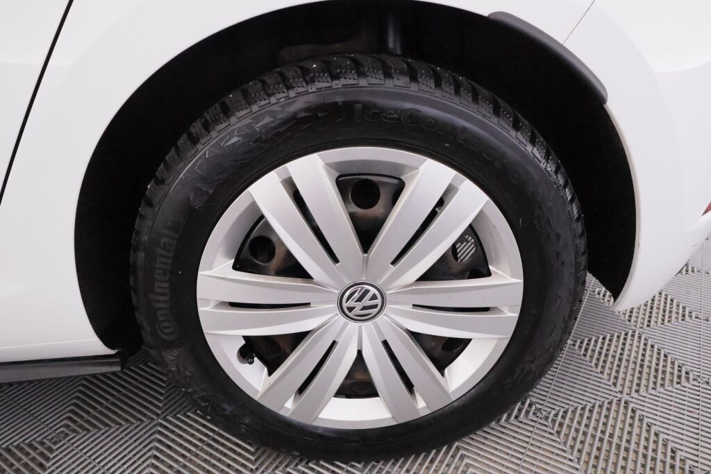 Volkswagen Golf 2019 Valkoinen