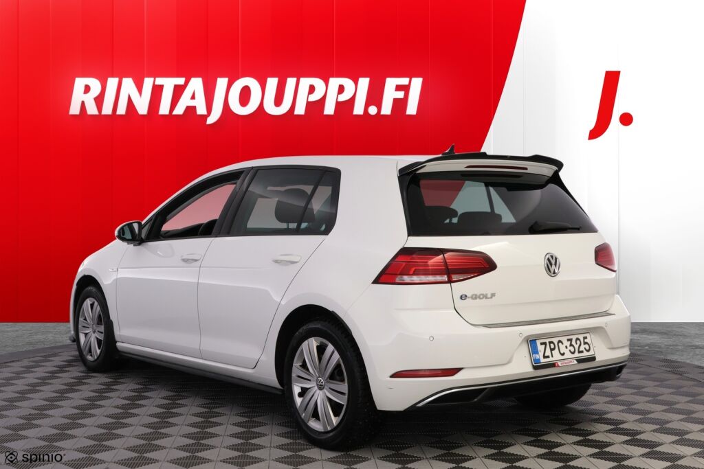 Volkswagen Golf 2019 Valkoinen
