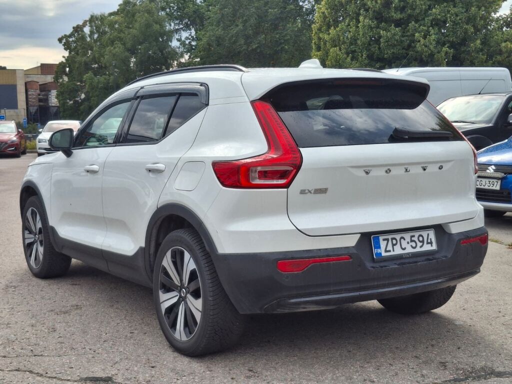 Volvo EX40 2025 Valkoinen
