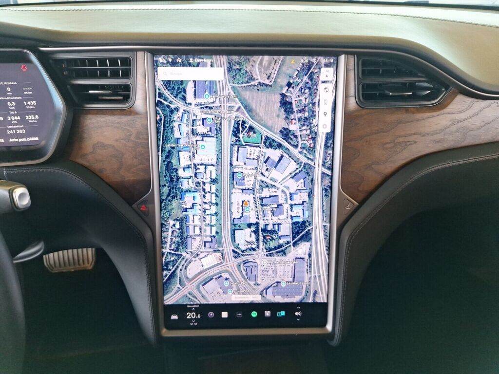 Tesla Model S 2018 Harmaa