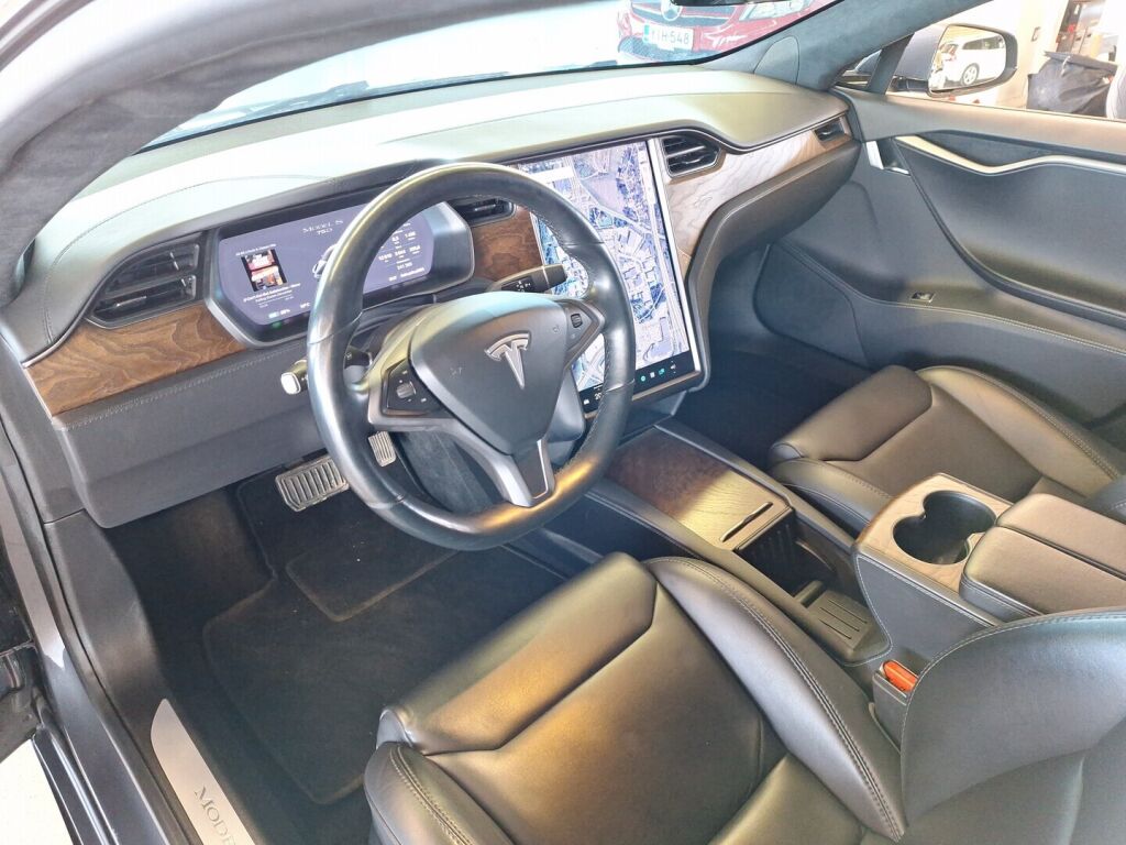 Tesla Model S 2018 Harmaa
