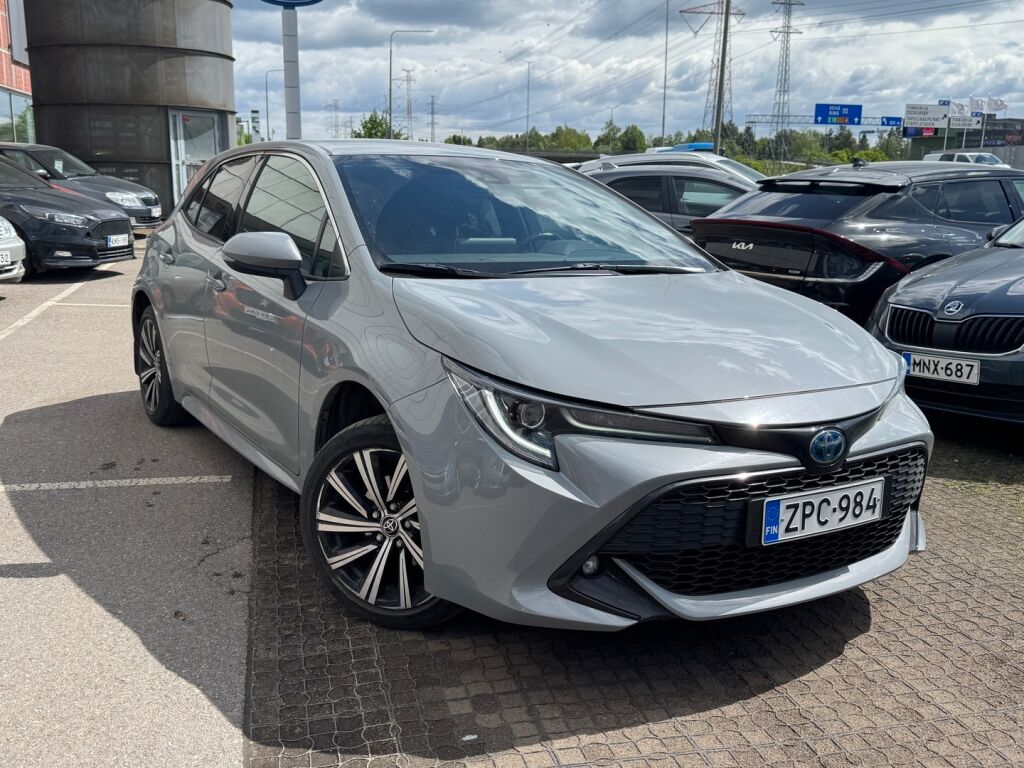 Toyota Corolla 2022 Harmaa