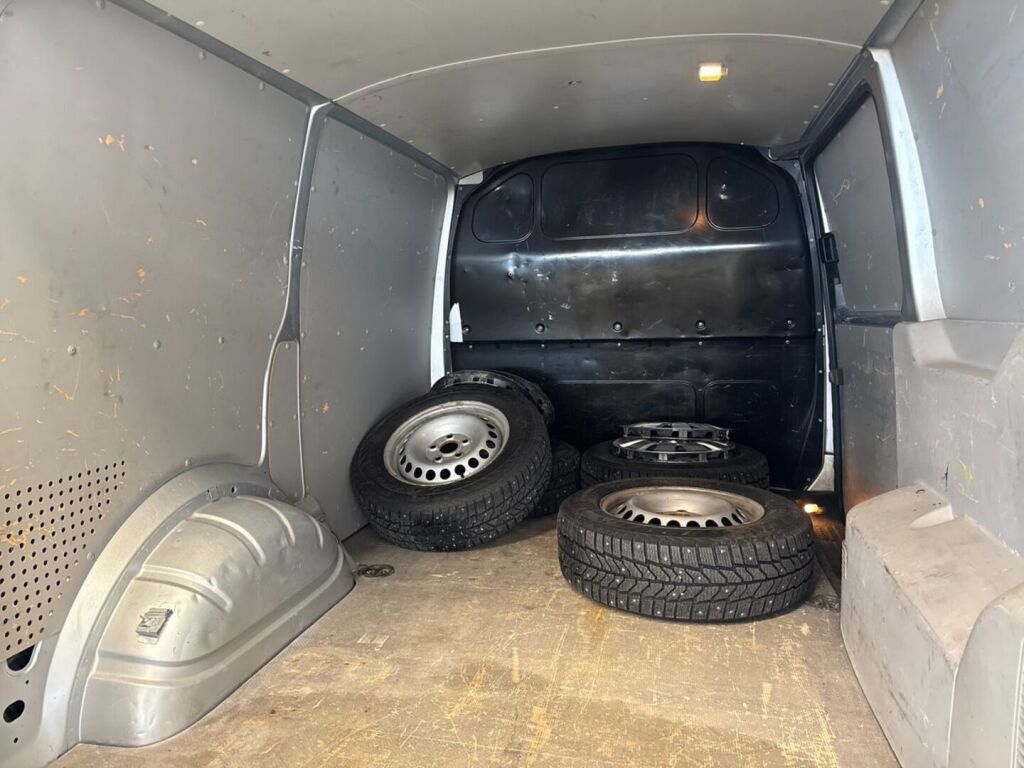 Volkswagen Transporter 2018 Metallinhohto Hopea