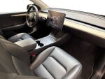 Tesla Model Y 2023 Musta