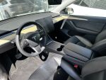 Tesla Model Y 2023 Musta