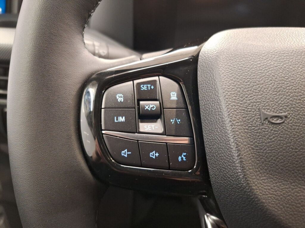 Ford Transit Custom 2024 Sininen