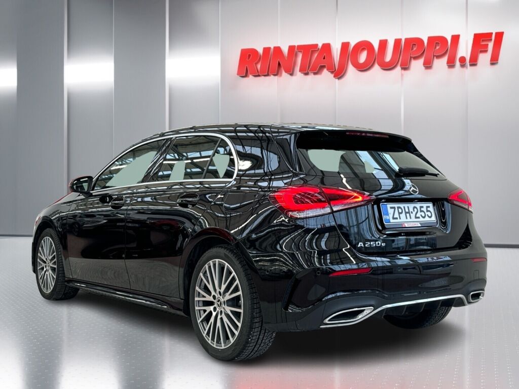 Mercedes-Benz A 2020 Musta