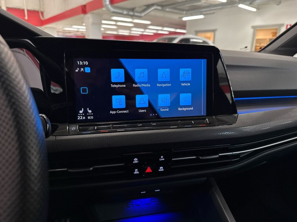 Volkswagen Golf 2022 Harmaa