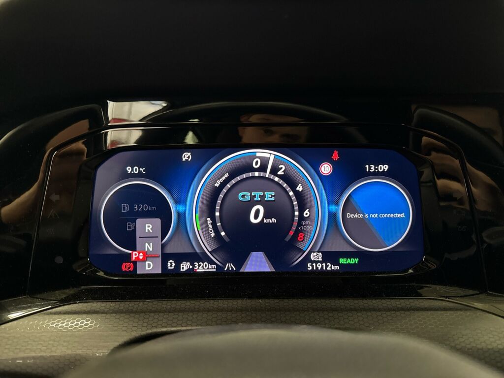 Volkswagen Golf 2022 Harmaa