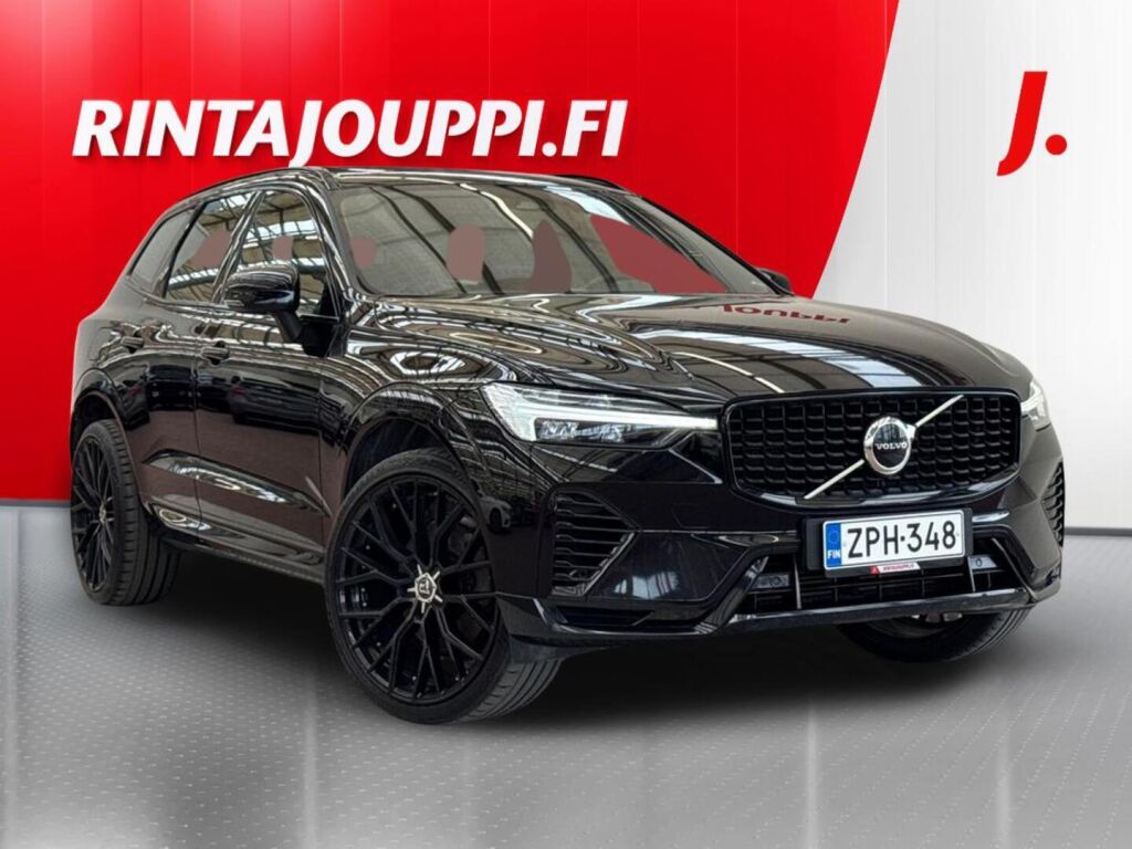 Volvo XC60 2022 Musta