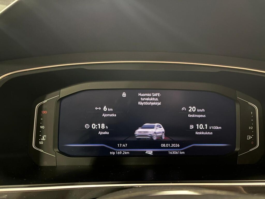 Volkswagen Tiguan Allspace 2021 Musta