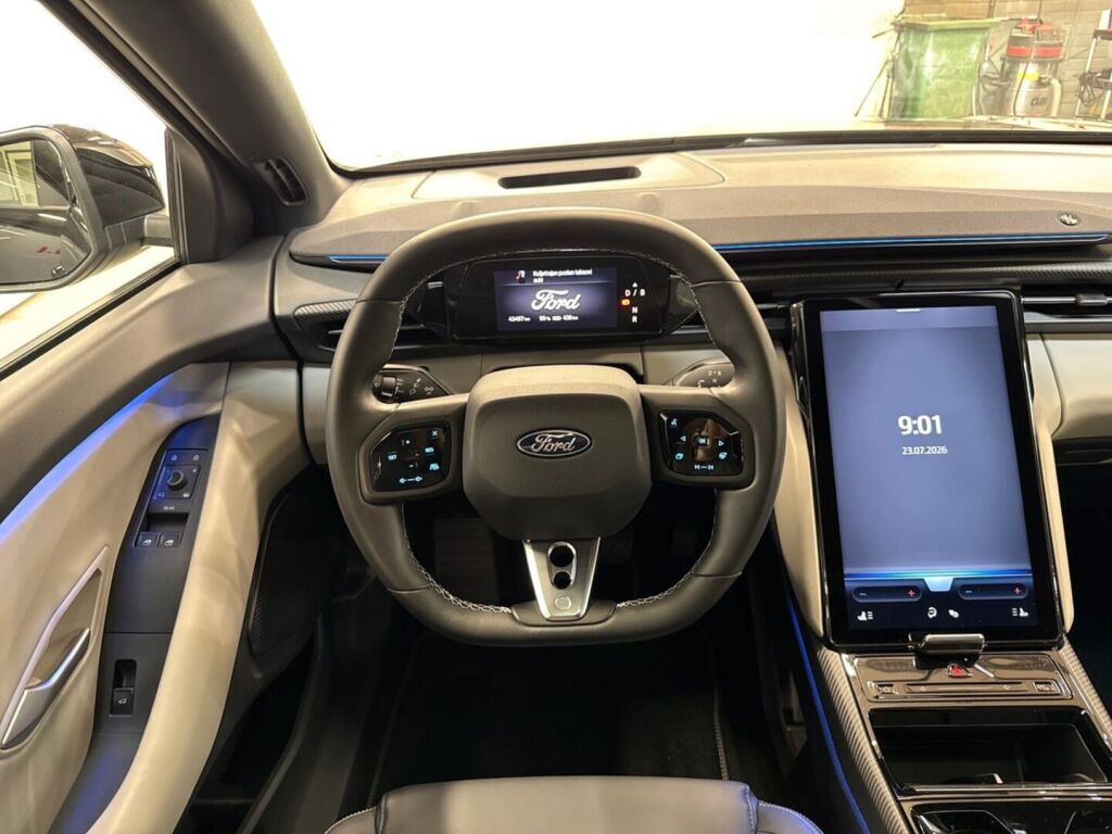 Ford Capri 2024 Musta