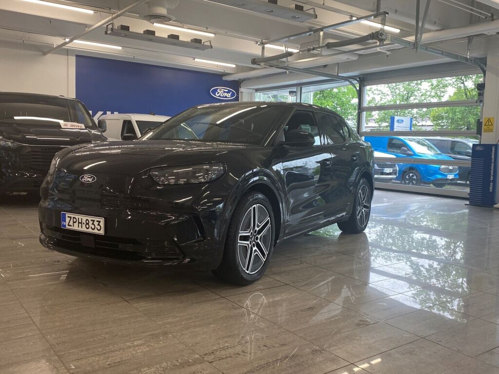 Ford Capri 2024 Musta