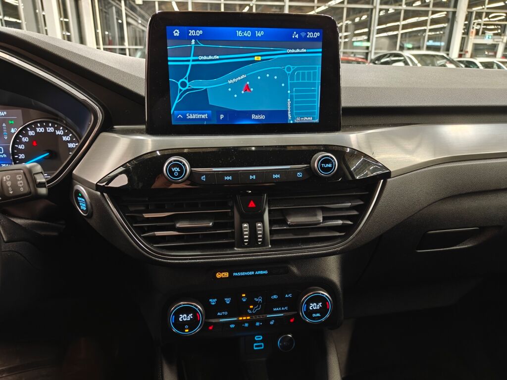 Ford Kuga 2021 Sininen