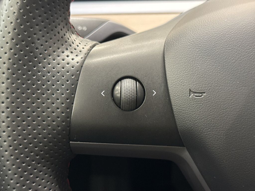 Tesla Model 3 2020 Valkoinen