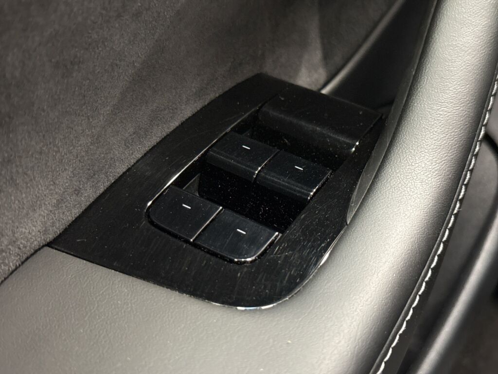 Tesla Model 3 2020 Valkoinen