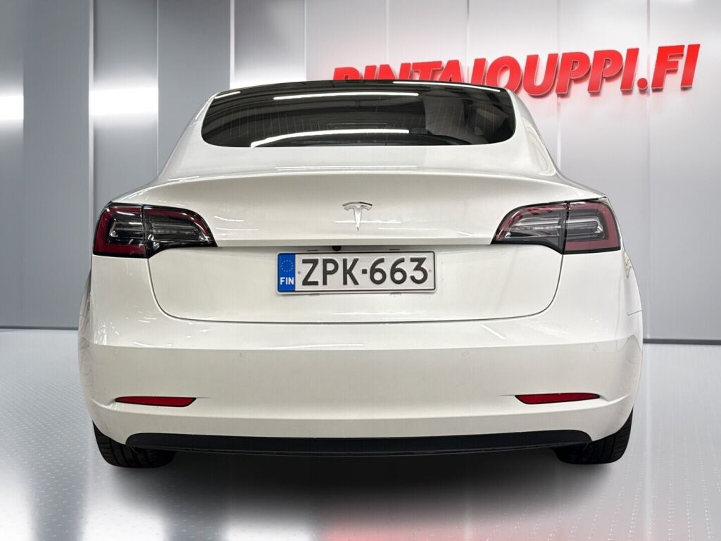 Tesla Model 3 2020 Valkoinen