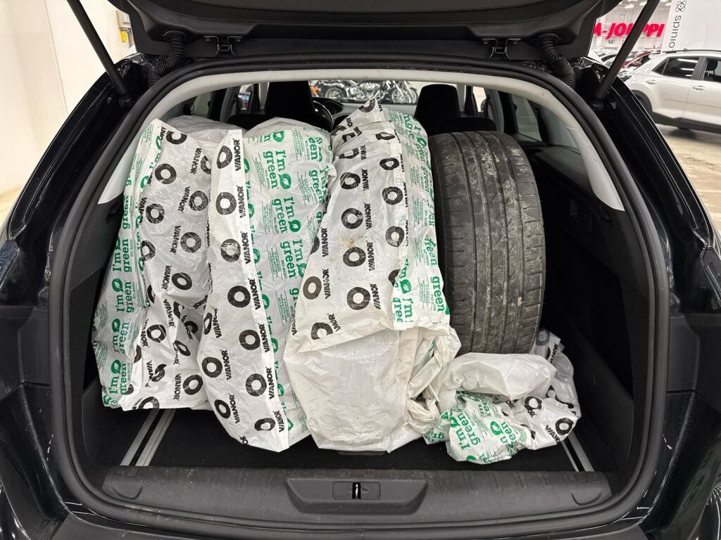 Peugeot 308 2017 Musta