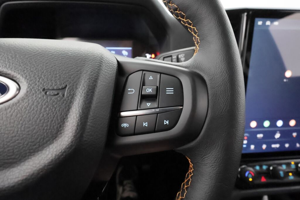 Ford Ranger 2025 Musta