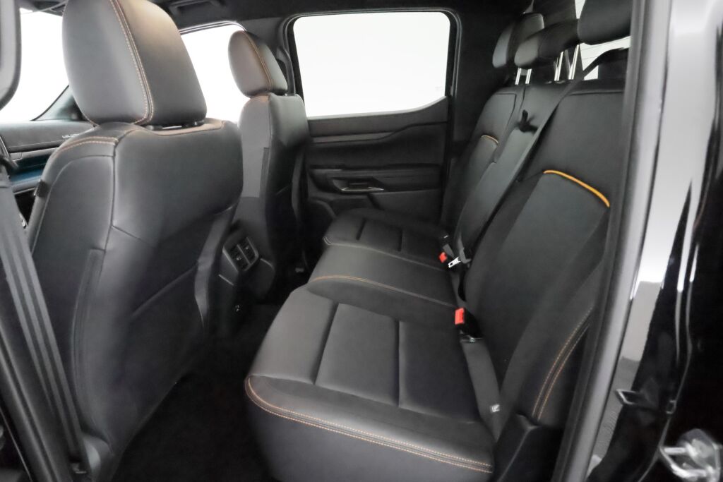 Ford Ranger 2025 Musta