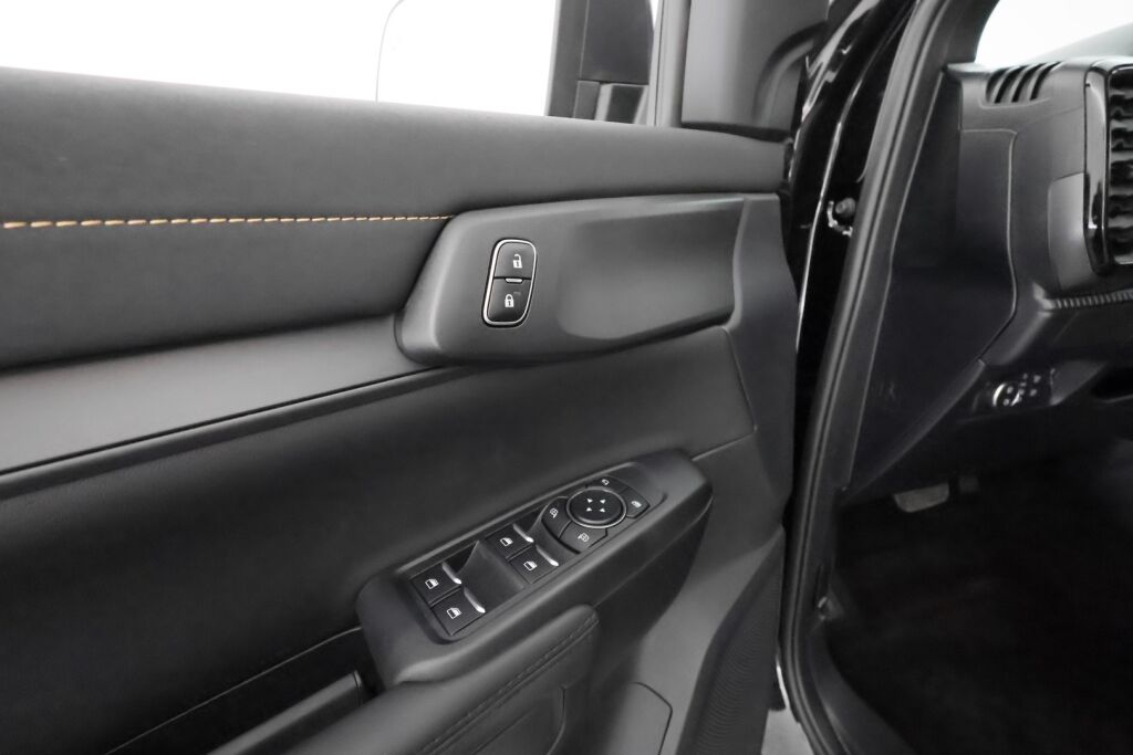 Ford Ranger 2025 Musta