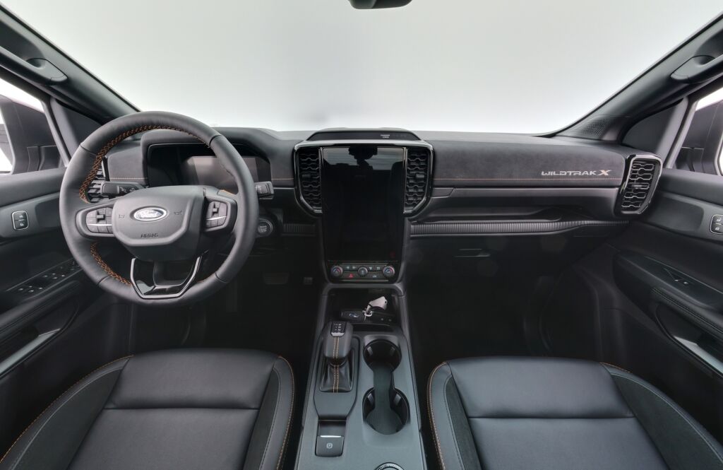 Ford Ranger 2025 Musta