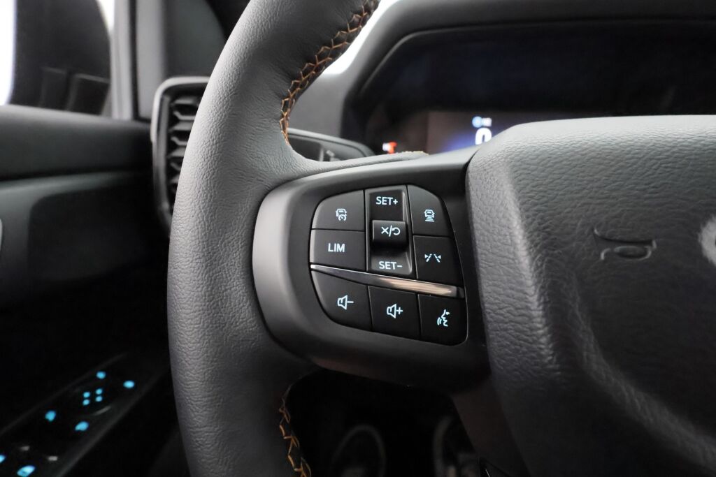 Ford Ranger 2025 Musta