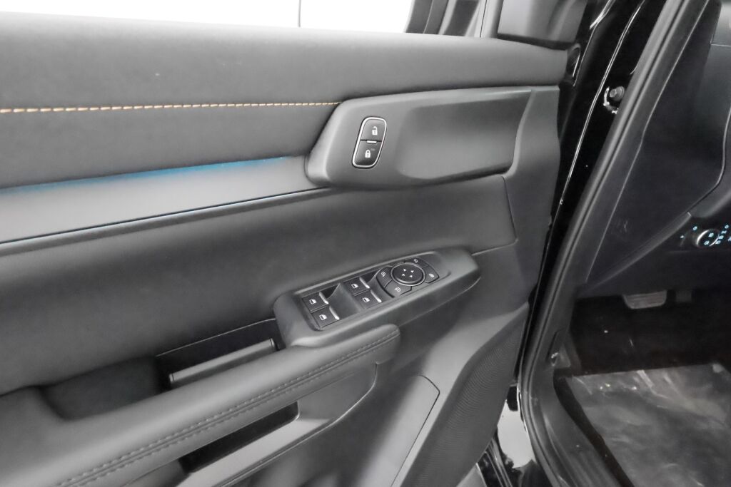 Ford Ranger 2025 Musta