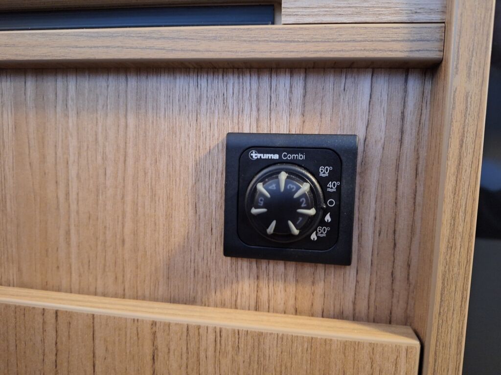 Carado T 448 Edition 15 2022 Valkoinen