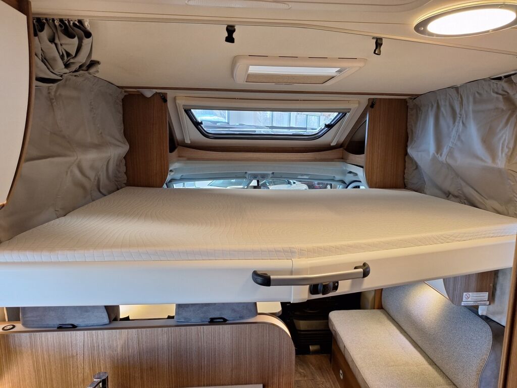 Carado T 448 Edition 15 2022 Valkoinen