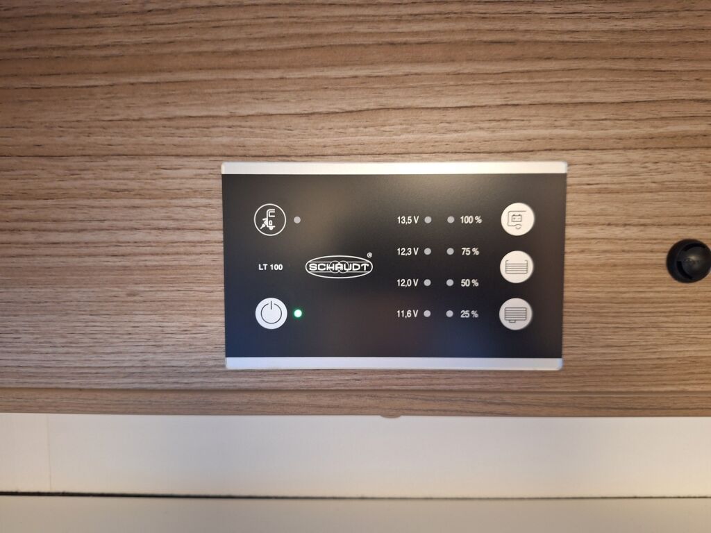 Carado T 448 Edition 15 2022 Valkoinen