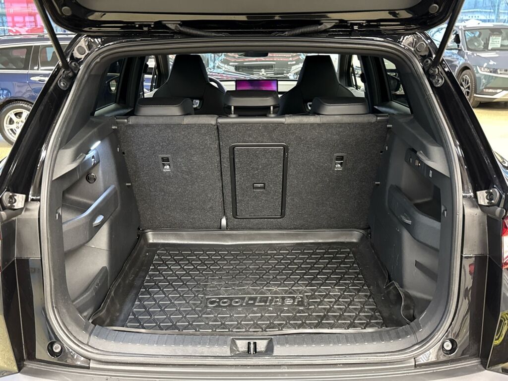 Skoda Elroq 2025 Musta