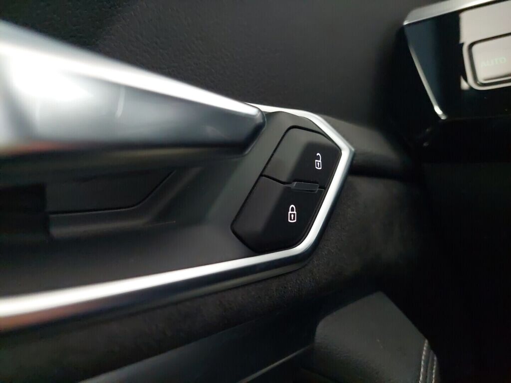 Audi e-tron 2020 Harmaa