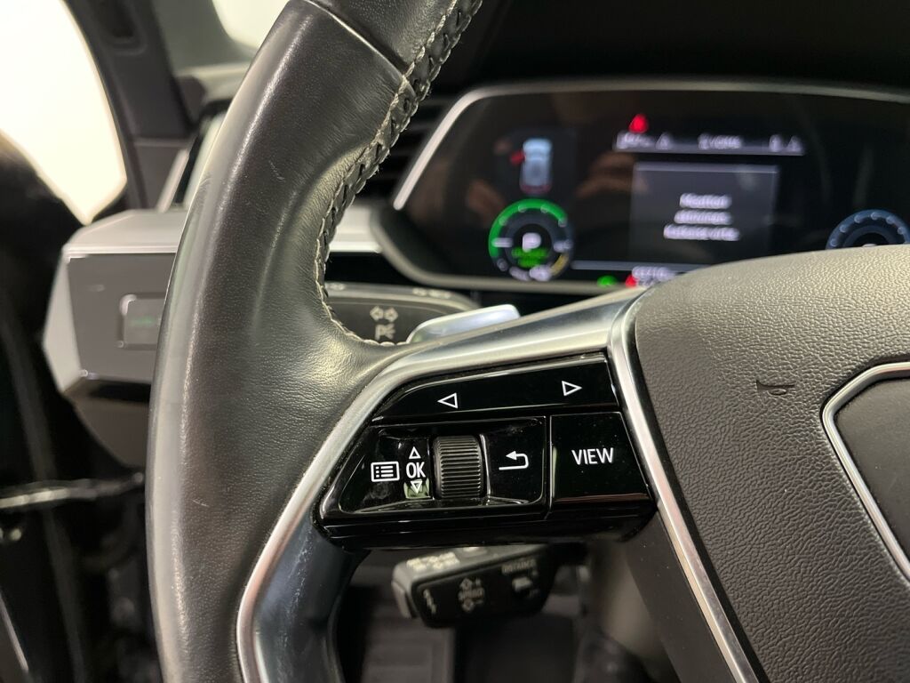 Audi e-tron 2020 Harmaa