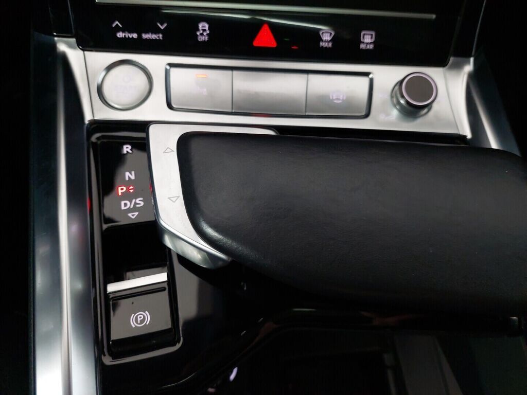 Audi e-tron 2020 Harmaa