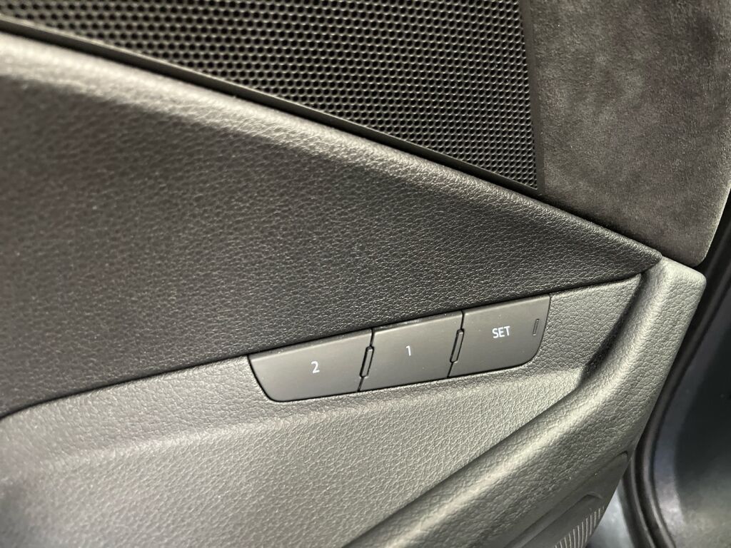 Audi e-tron 2020 Harmaa