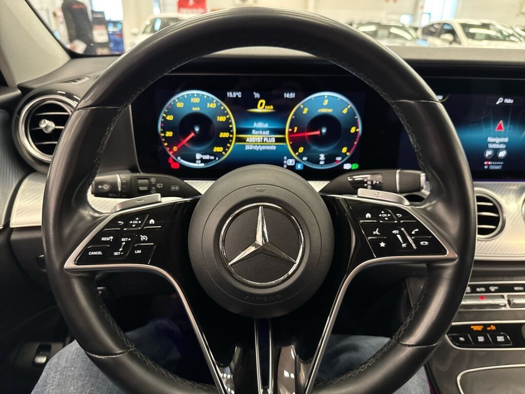 Mercedes-Benz E 2021 Musta